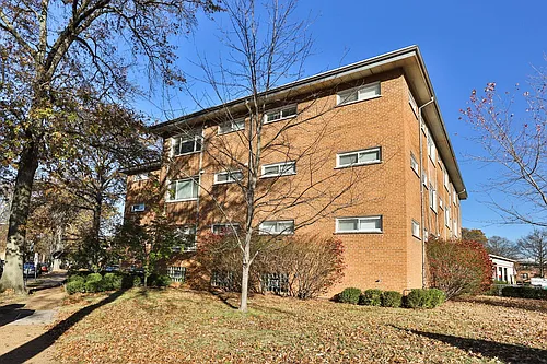 7055 Hampton Ave Photo 1