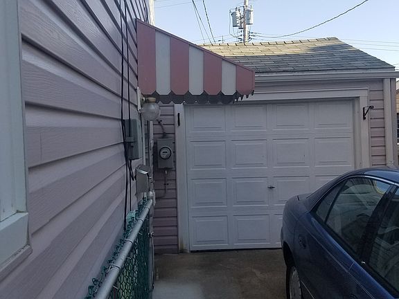 5th image of 31 Turner Ave