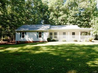 513 Carriage Hill Dr, Forest, VA 24551