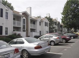 102 Westwick Ct UNIT 6, Sterling, VA 20165