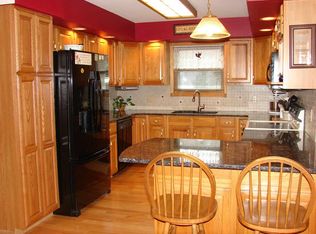 10868 Cave Of The Mounds Rd, Blue Mounds, WI 53517