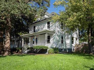 2003 Marquette St, Davenport, IA 52804