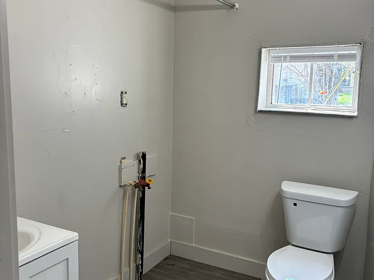 803 Garfield Ave SW — Photo 8