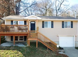 4128 8th St, Des Moines, IA 50313