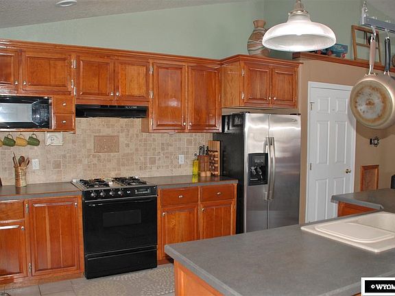 2nd image of 1092 N Ponderosa Ln
