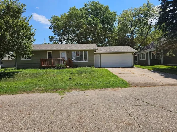 106 S Cauley Ave, Anthon, IA 51004