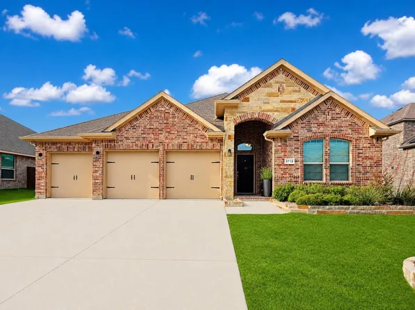 3712 Rolling Meadows Dr, Midlothian, TX 76065
