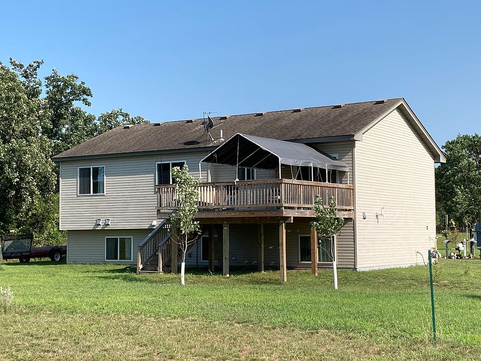 2nd image of 3485 Maple Dr S