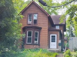 204 Granite St, Saint Paul, MN 55117