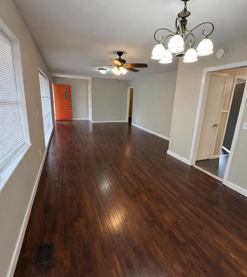 3 bed, 1852 sqft, $1,700 — Photo 3