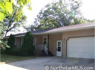 1109 Ridgeway Dr SW, Alexandria, MN 56308