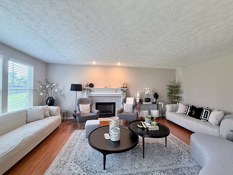 14010 Avalon East Dr — Photo 25