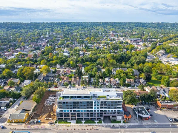 415 Main St W #703, Hamilton, ON L8P 0C9