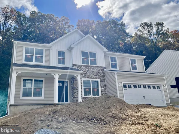 403 Fern Rd #8, Orwigsburg, PA 17961