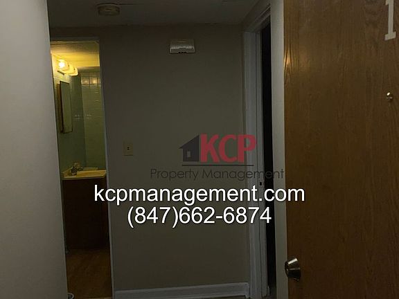 3rd image of 1011 W Greenwood Ave #1