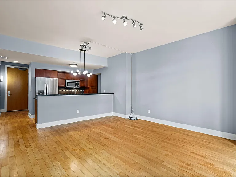 603 Davis St #1307 — Photo 9