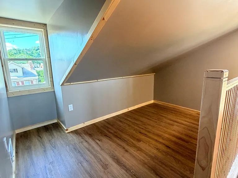 1321 Columbus Ave — Photo 28