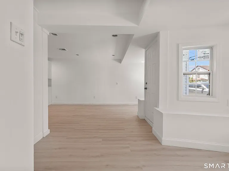 64 Soundview Ave #1 — Photo 11