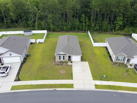 3rd image of 276 Country Grove Way