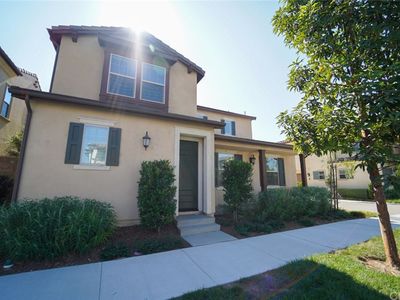 37 Barnes Rd, Tustin, CA, 92782