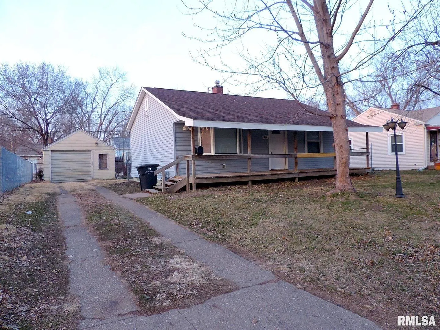 919 23rd Ave photo 1