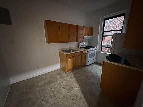 4th image of 83-11 118th St #4G