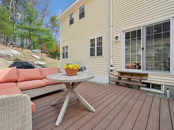 5th image of 171 Whitins Rd