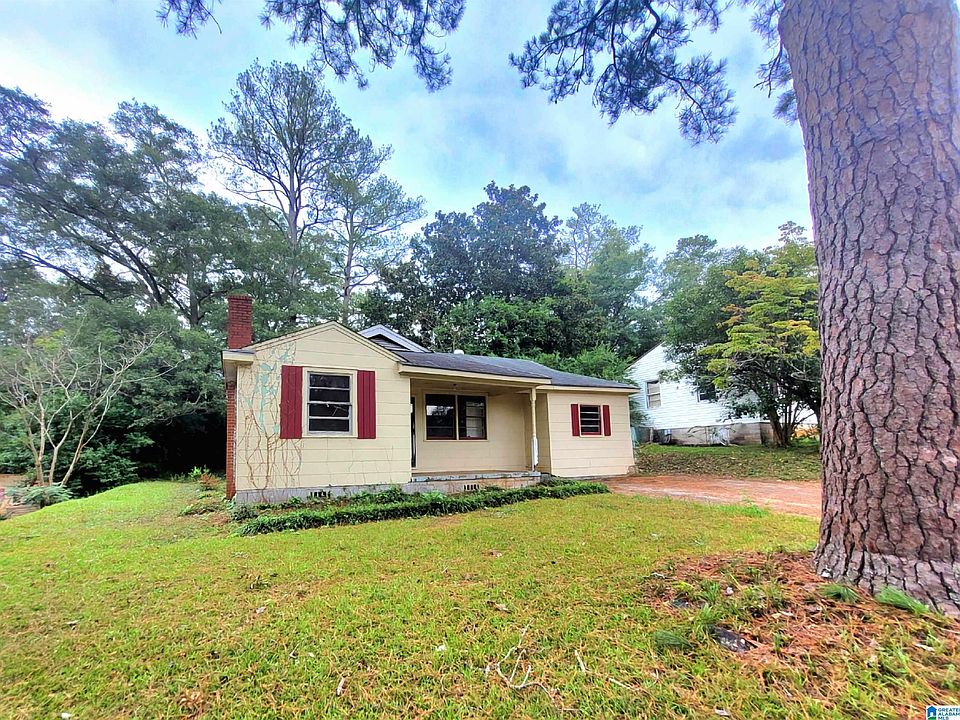 2nd image of 718 Glenwood Rd
