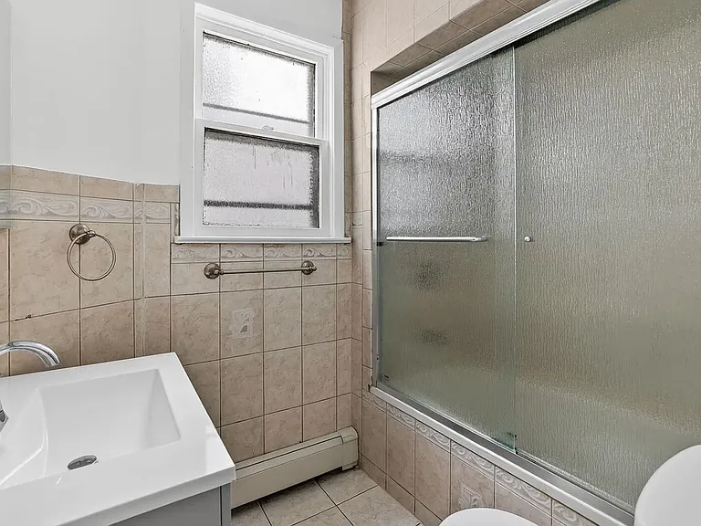 107 Brown Pl #1 — Photo 9