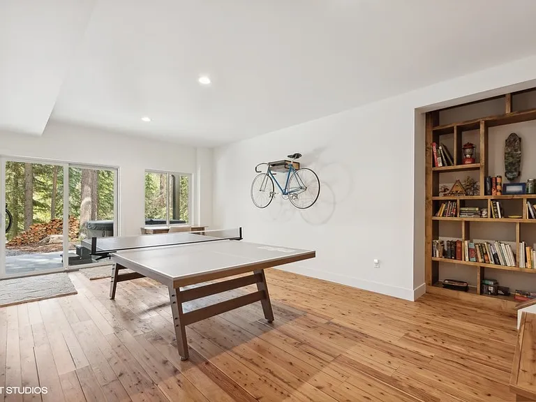123 Little Mountain Rd — Photo 30