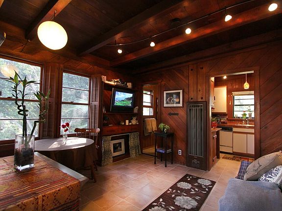 This is the studio - has TV and wi-fi