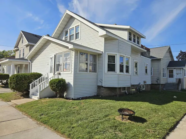302 W Lincoln Ave, Oshkosh, WI 54901