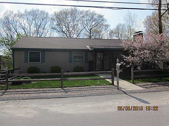 2nd image of 52 Aborn Ave