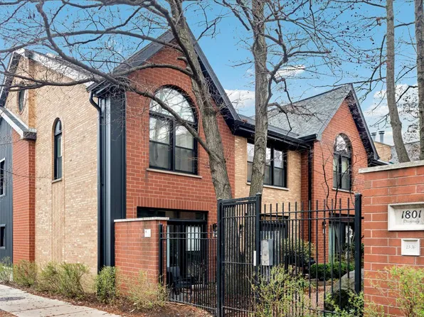 1801 W Diversey Pkwy Unit 23, Chicago, IL 60614