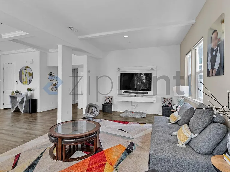 1109 Palisade St — Photo 14