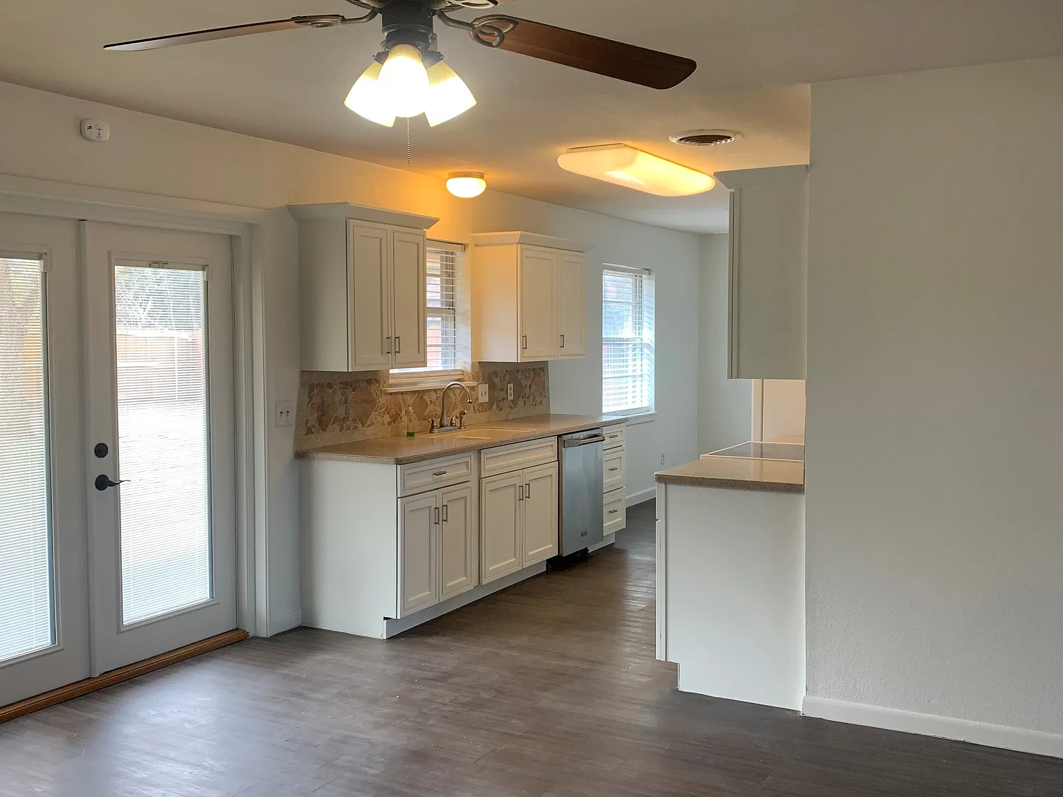 3 bed, 1628 sqft, $2,700 — Photo 3