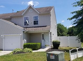 14 Highmeadows Dr, Sicklerville, NJ 08081