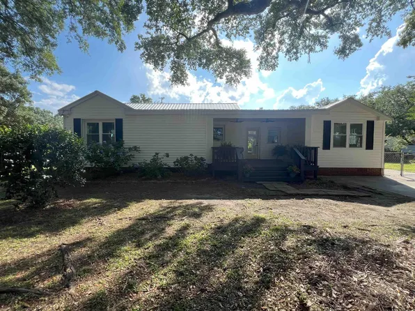 518 Nowell St., Georgetown, SC 29440