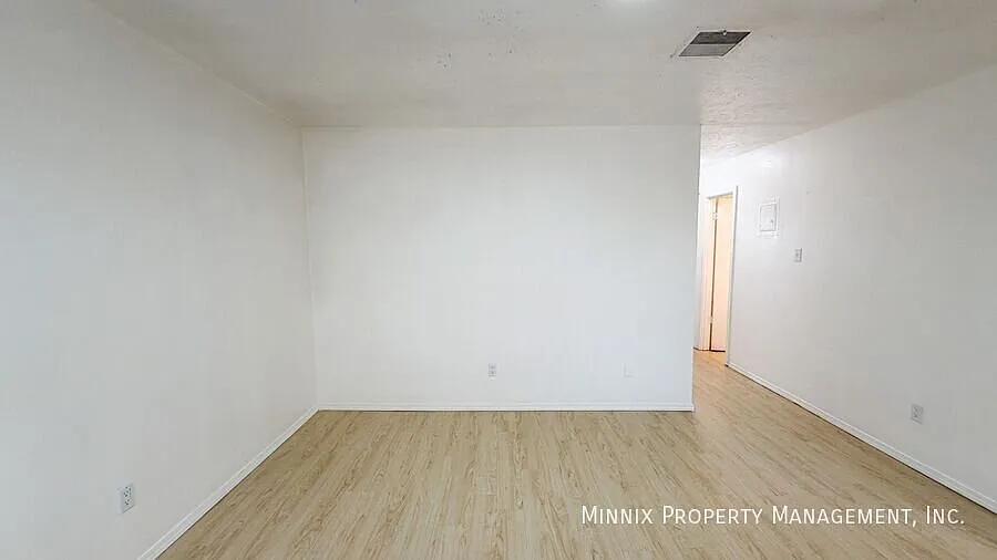 5005 Ave W. #9 | 2 Bedroom 1 Bath Available For Rent In Lubbock — Photo 4