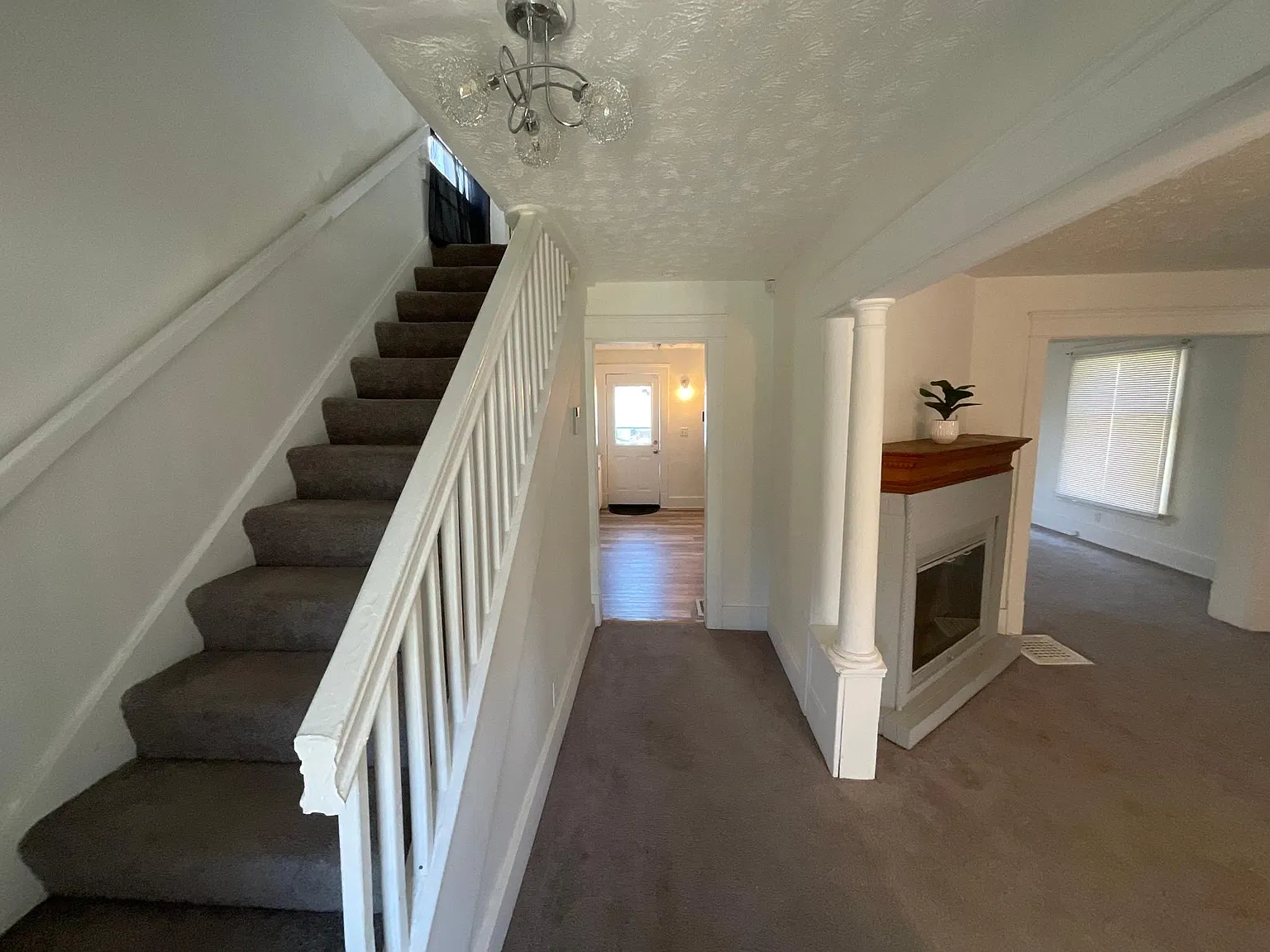 3 bed, 1280 sqft, $950 — Photo 4