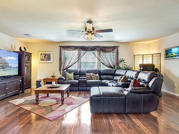 3rd image of 21514 Antelope Hl