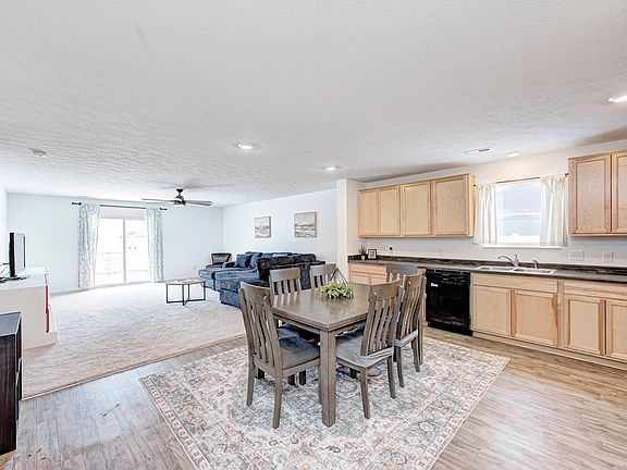 4th image of 6758 Honeysuckle Way