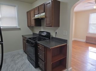 8619 Flower Ave, Takoma Park, MD 20912