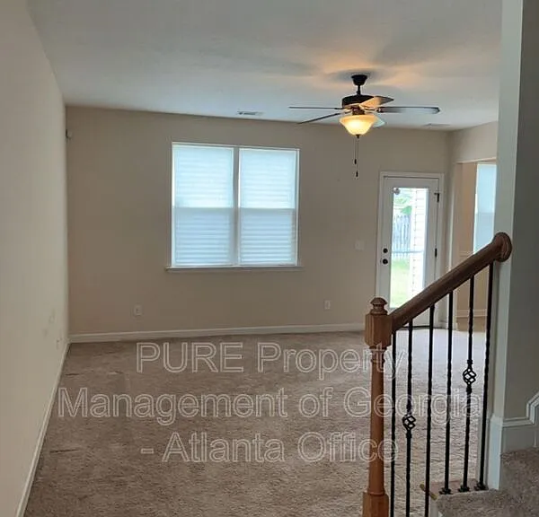 1650 Tralee Ct — Photo 6