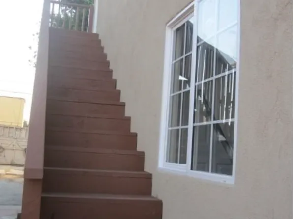1220 W Vernon Ave, Los Angeles, CA 90037