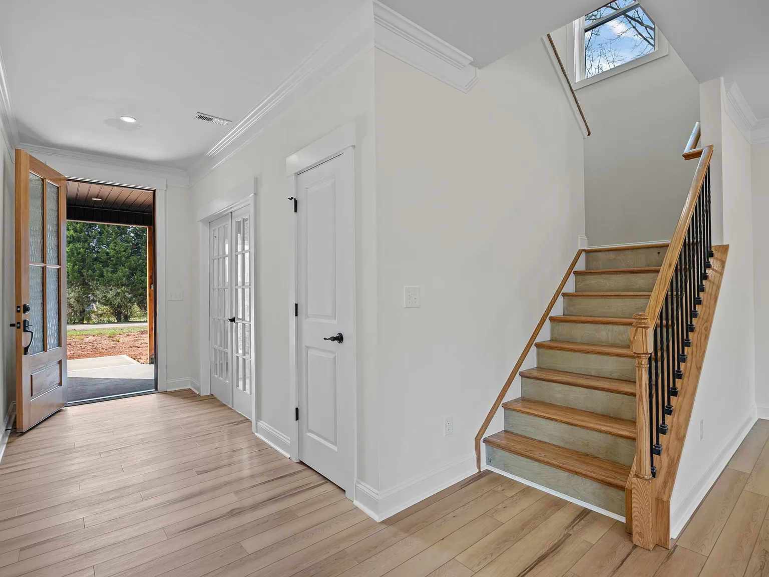 387 Lake Farm Drive - 1 — Photo 2