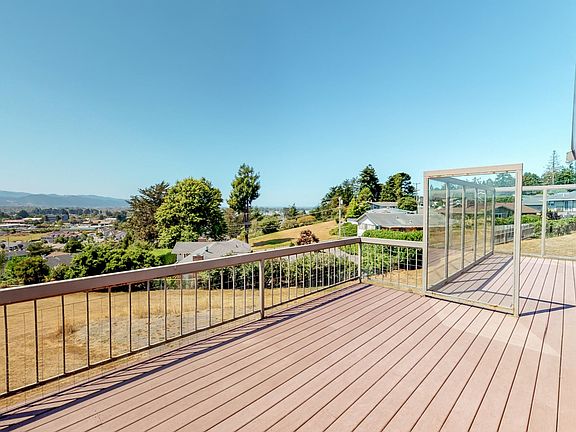 102 Dunaway Court-163