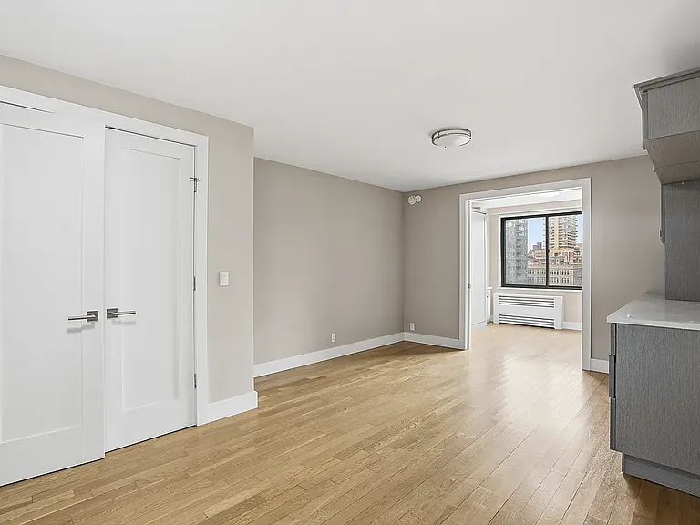 788 Columbus Ave #15B — Photo 5