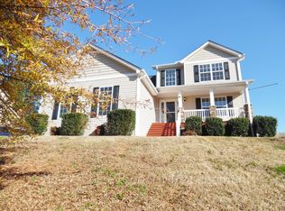 19 Kentworth Ct, Taylors, SC 29687