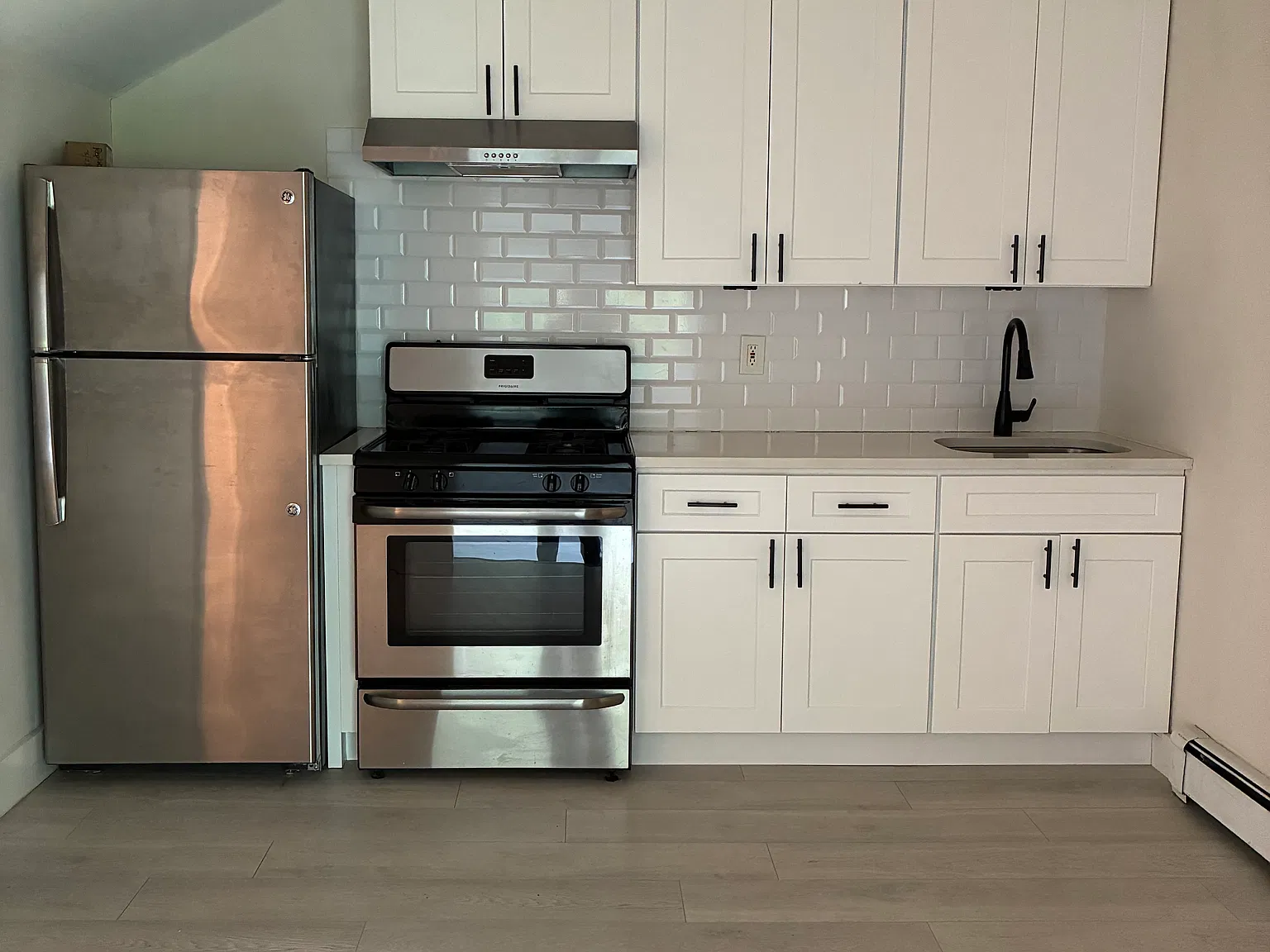 Studio, 600 sqft, $2,525 — Photo 2